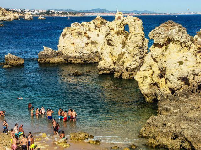 Praia dos Arrifes1