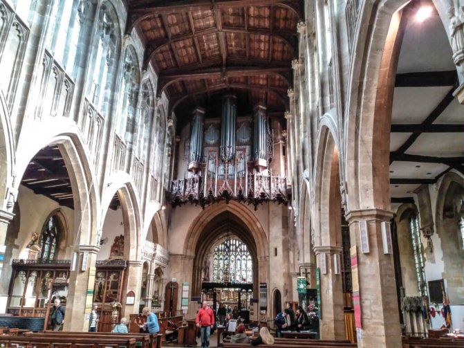 Interior iglesia