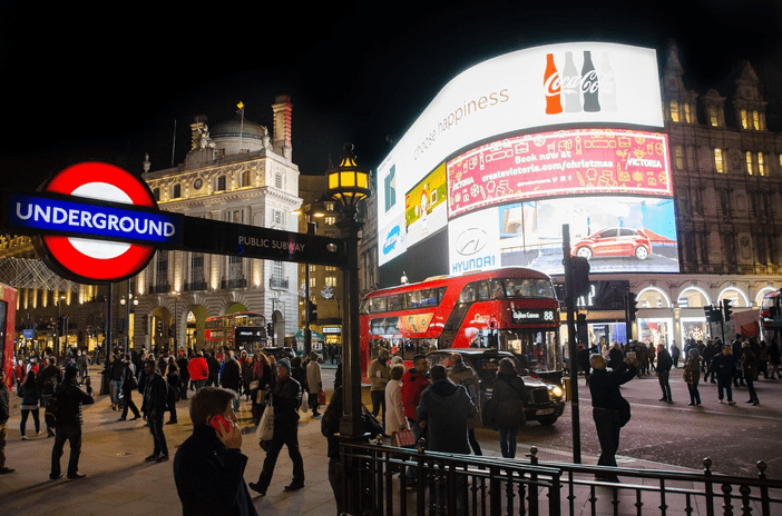 piccadilly circus londres